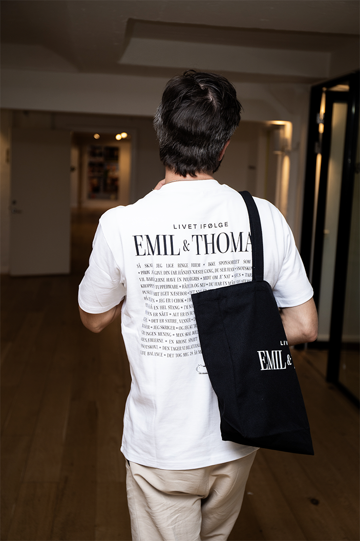 Livet ifølge…, T-shirt